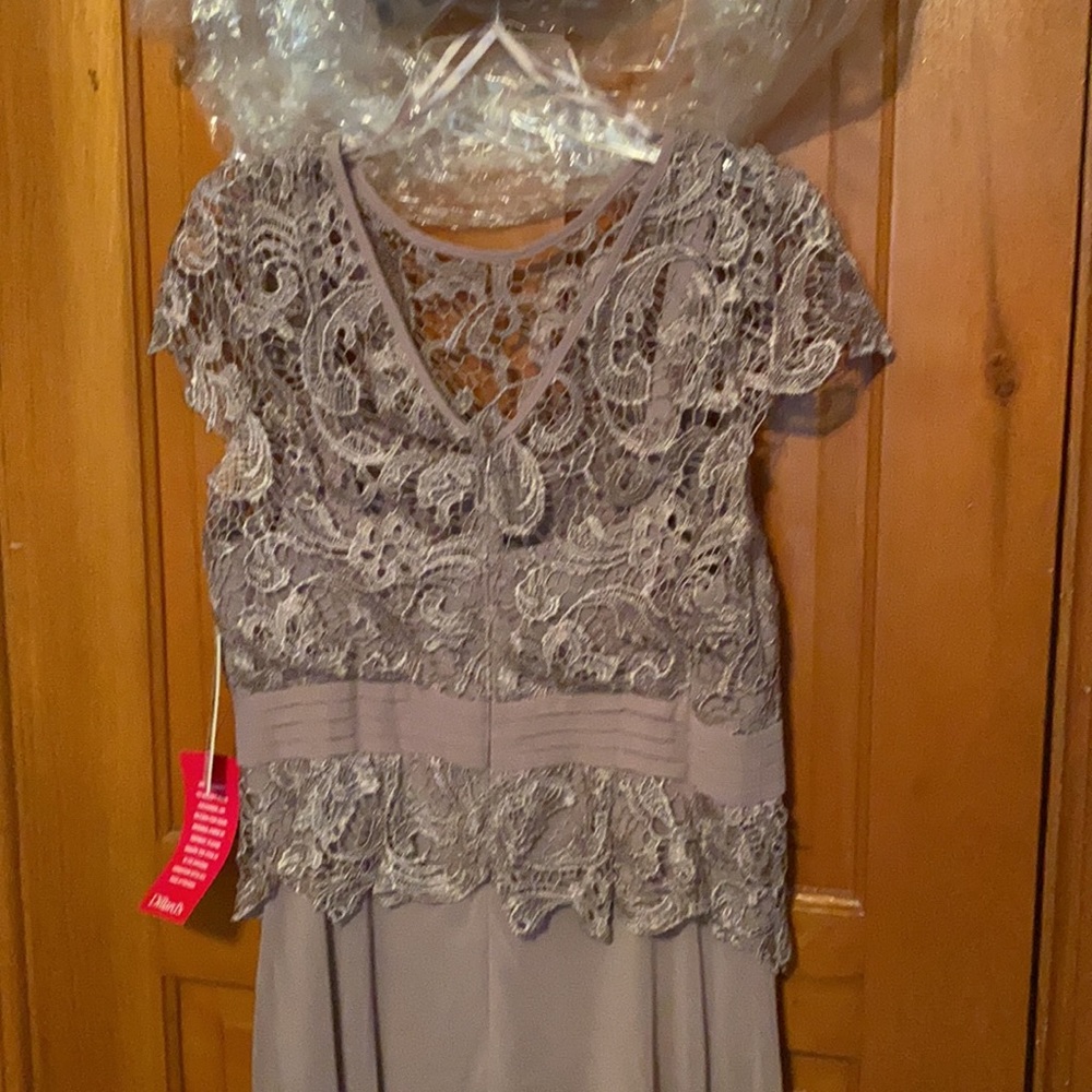 New with tags! Emma Street “mother of the bride” dress. - Picture 6 of 8